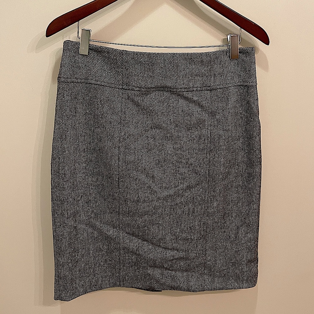 Banana Republic Wool Pencil Skirt